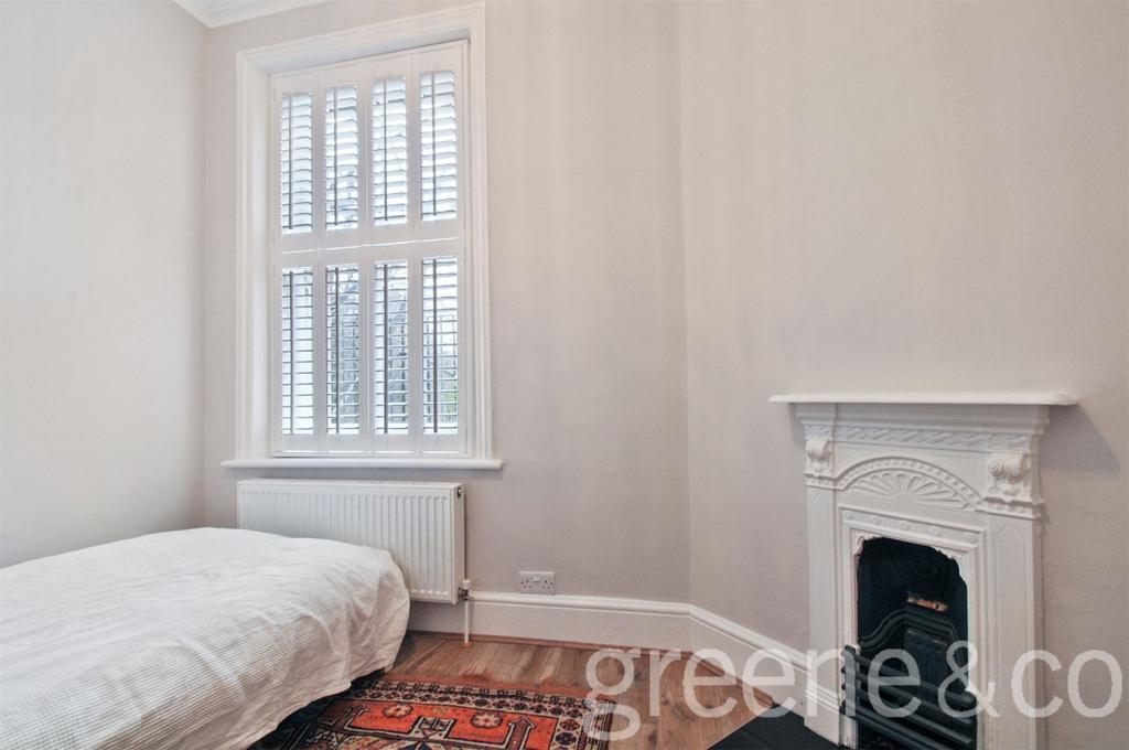 Apartment in London - More