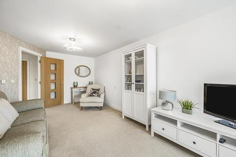 1 bedroom flat for sale, Pegs Lane, Hertford SG13