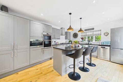 3 bedroom house for sale, Windsor Avenue, West Molesey