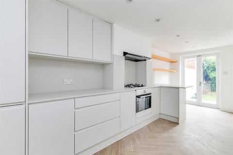 3 bedroom terraced house for sale, Cranbrook Road, London, W4