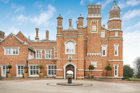 2 bedroom flat for sale, Hamels Park, Buntingford SG9