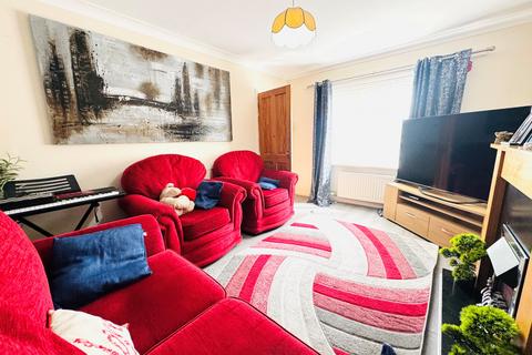 3 bedroom semi-detached house to rent, Uttoxeter New Road, DERBY
