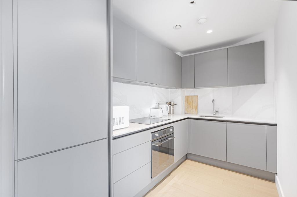 Apartment in London - View 2