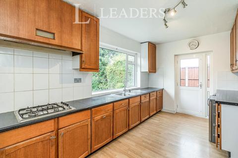 3 bedroom bungalow to rent, Cornwall Road, Cheam, Sutton, SM2