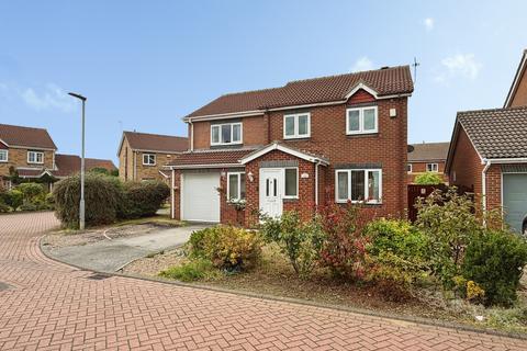 4 bedroom detached house to rent, Pilots Way, Hull, HU9