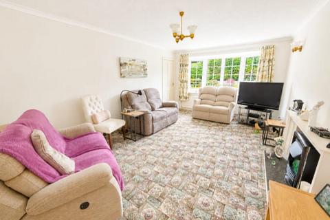 undefined, Glen View Close, Shipley BD18