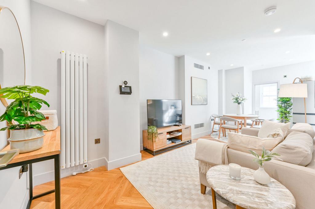 Apartment in London - View 2