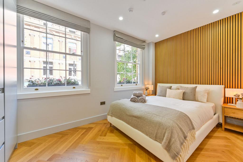 Apartment in London - View 4