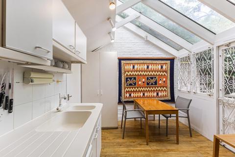 3 bedroom end of terrace house for sale, Regal Lane, London NW1