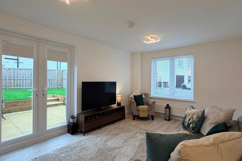3 bedroom semi-detached house for sale, Redshank Avenue, Cambuslang G72