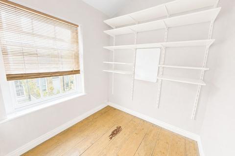 2 bedroom terraced house for sale, Edward Street, Shipley BD18