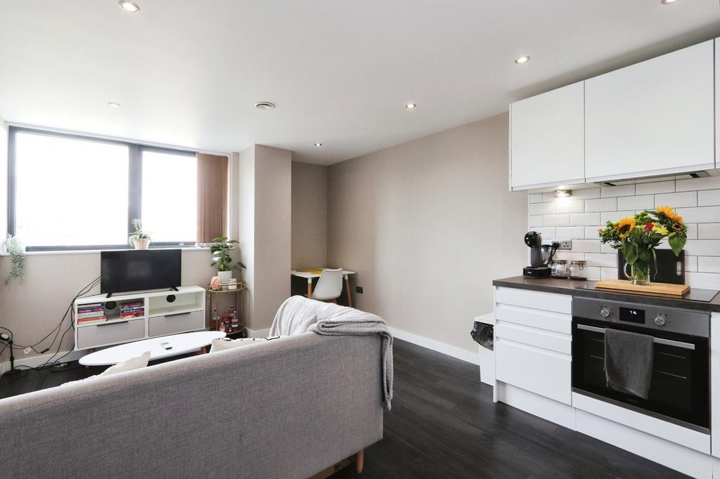 Apartment in South Yorkshire - More