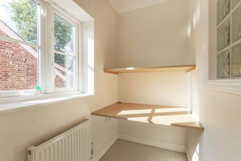 2 bedroom townhouse for sale, Bishops Close, Norwich NR7