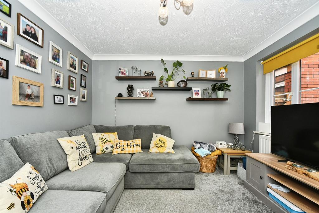 House in CALNE - View 5