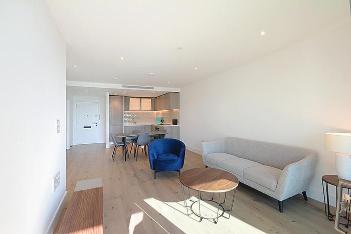 Apartment in London, Prince of Wales Drive, Clapham Junction - View 2