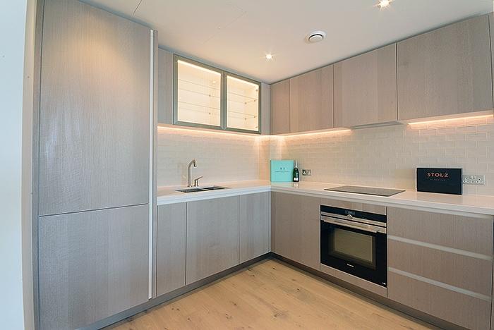 Apartment in London, Prince of Wales Drive, Clapham Junction - View 3