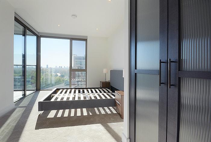 Apartment in London, Prince of Wales Drive, Clapham Junction - More