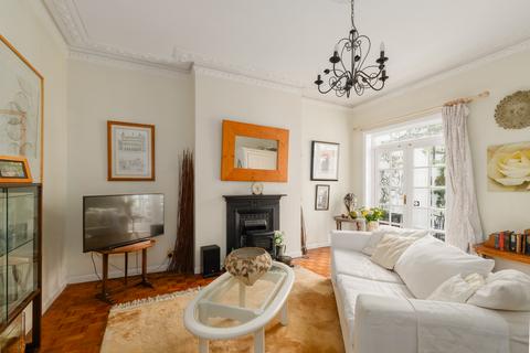 2 bedroom flat for sale, St. Johns Park, London, SE3