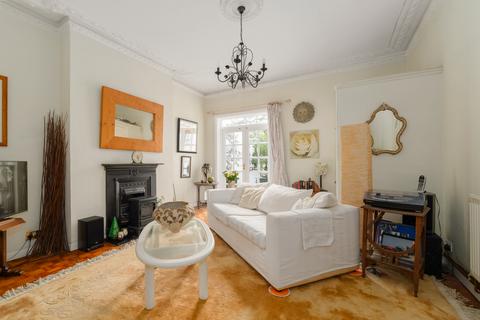 2 bedroom flat for sale, St. Johns Park, London, SE3