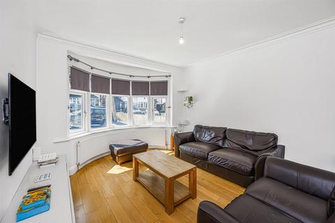 3 bedroom semi-detached house for sale, Brindwood Road, Chingford