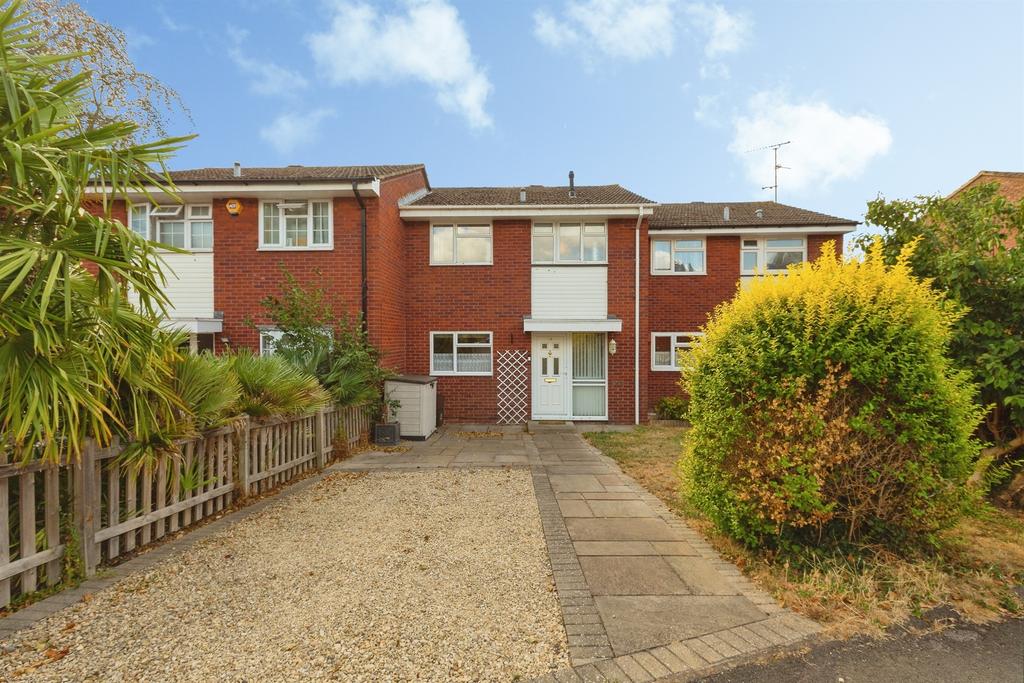 Lent Green Lane, Burnham, Slough 3 bed terraced house for sale - £420,000