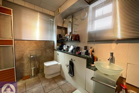 2 bedroom bungalow for sale, Hall Lane, Abertillery