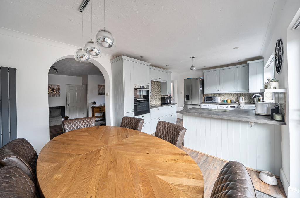 House in Southampton - View 2