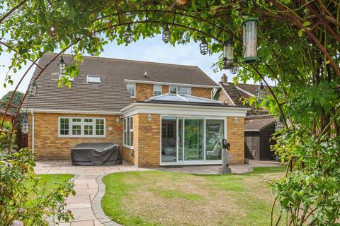 5 bedroom detached house for sale, Brick Kiln Road, Hevingham, Norwich