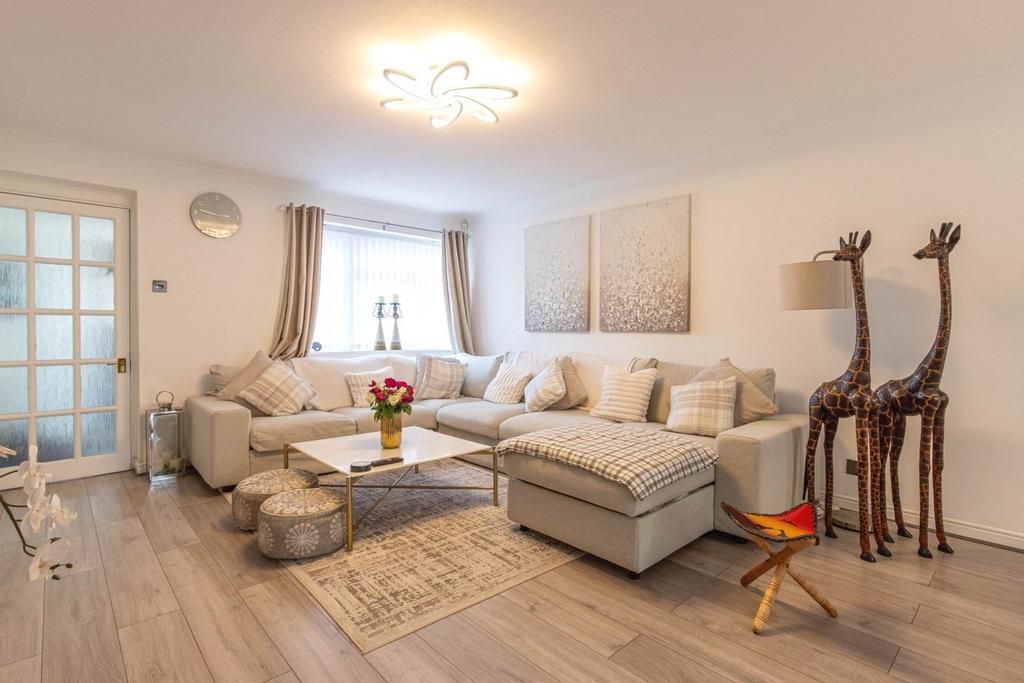 House in Reading - View 4