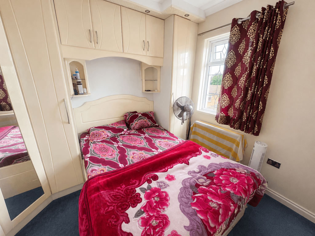 House in London, Greenford - View 4