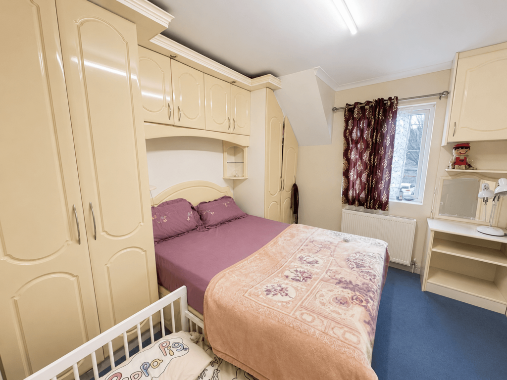 House in London, Greenford - View 5