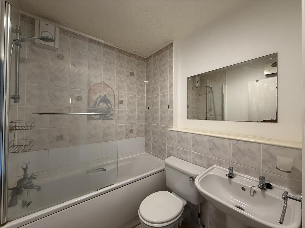 Apartment in Edinburgh - More