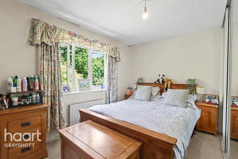4 bedroom detached house for sale, Coltsfoot Road, Lindford