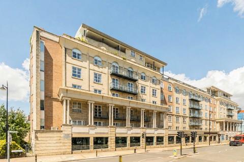 2 bedroom flat for sale, Worple Road, London SW19