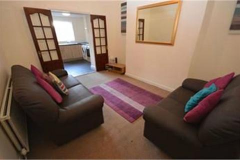 5 bedroom terraced house to rent, Hylton Road, Nr City  Campus, SUNDERLAND, SR4