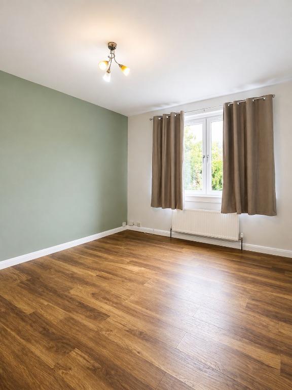 Apartment in Edinburgh, Sighthill, Broomhouse and Parkhead - View 5