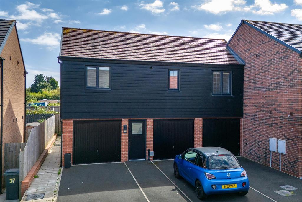 Finding Simple Integrals Hastings Drive, Shiremoor, NE27 2 bed apartment for sale - £170,000