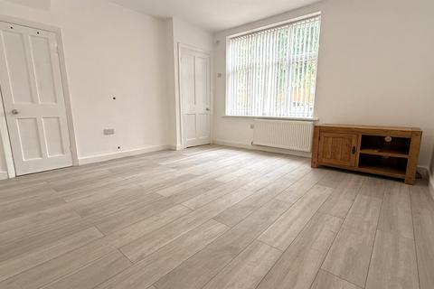 3 bedroom end of terrace house for sale, Elderfield Road, Birmingham B30