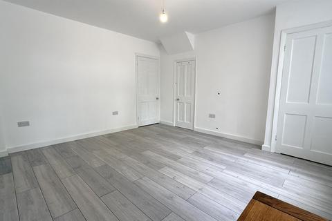 3 bedroom end of terrace house for sale, Elderfield Road, Birmingham B30