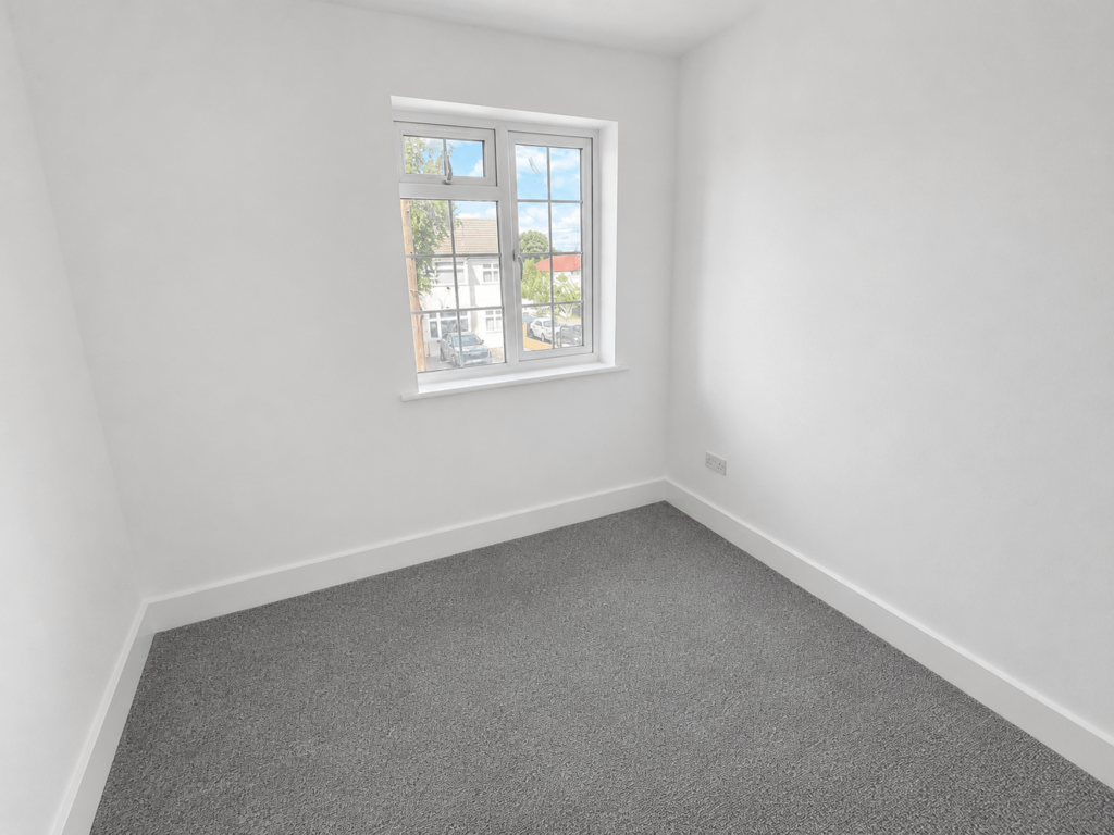 Apartment in Southall - View 5