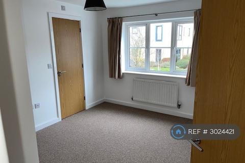 2 bedroom flat to rent, Chancel Drive, Wainscott, Rochester, ME3