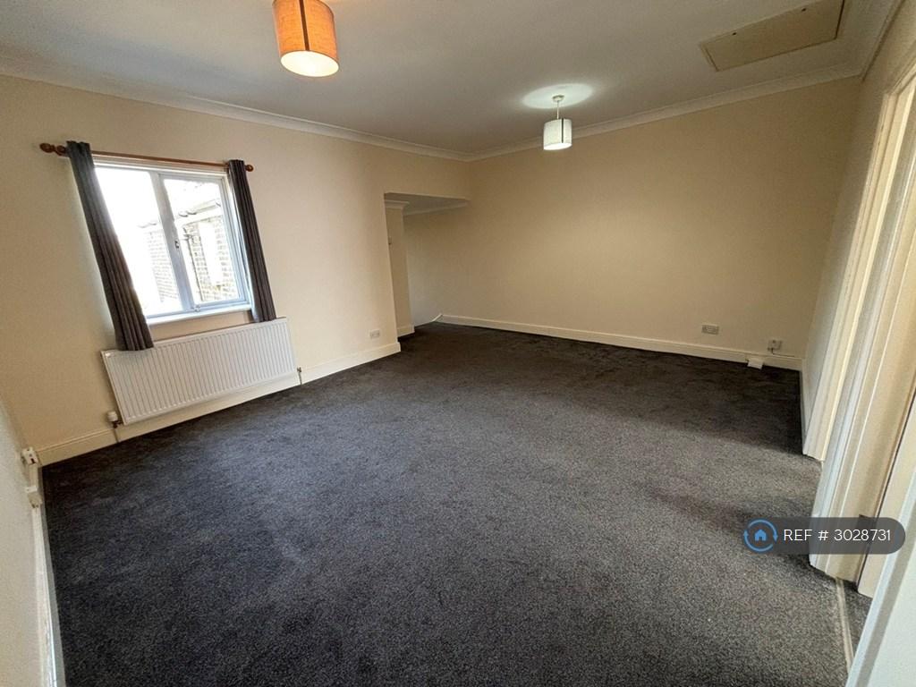 Apartment in Rainham - View 4