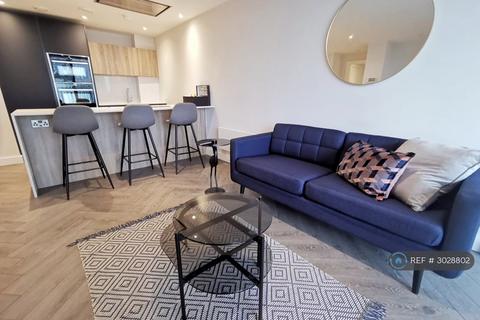 2 bedroom flat to rent, Castle Wharf, Manchester, M15
