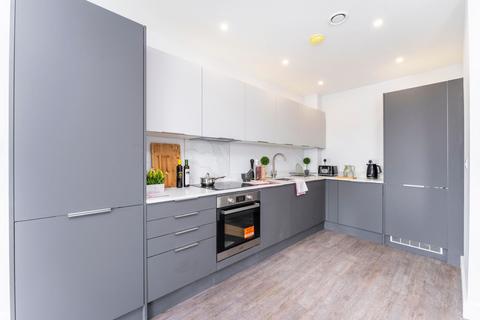 2 bedroom flat to rent, Dover Court, Dominion Road, UB2 5AE