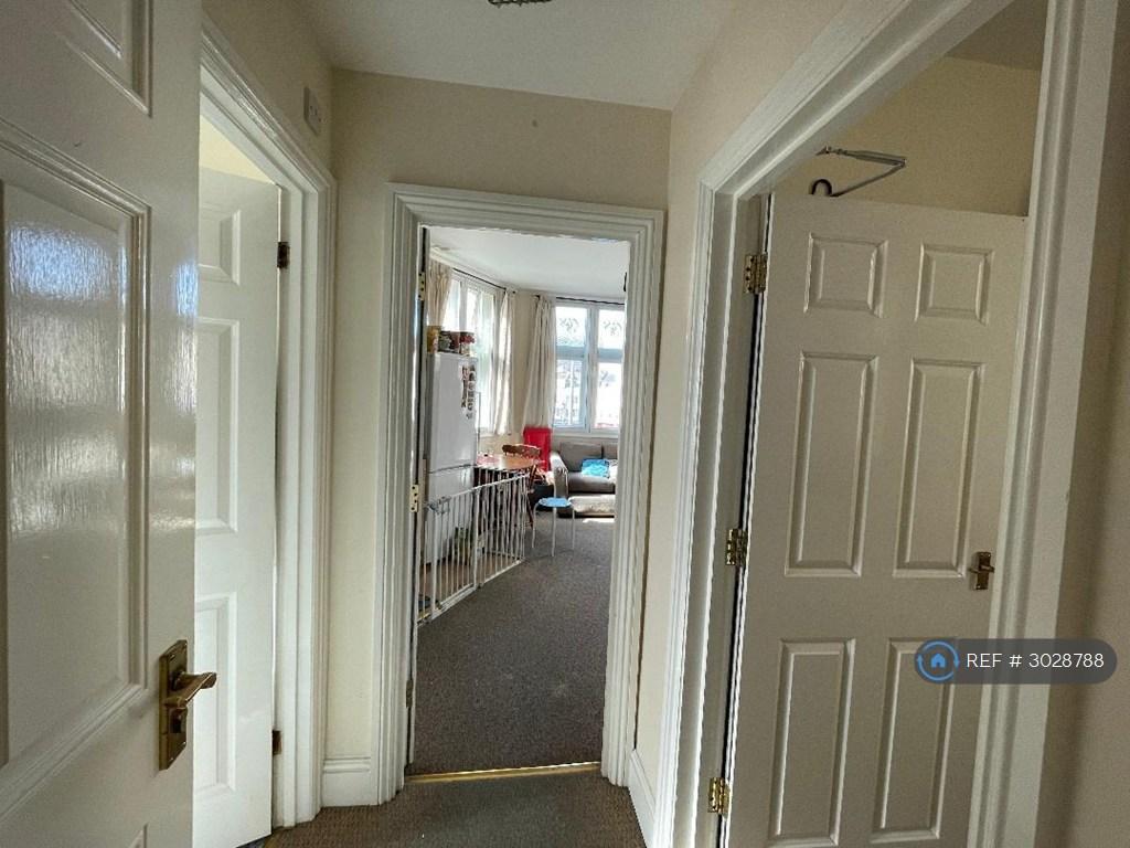 Apartment in Bristol, Old City, City Centre - View 2