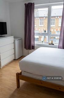 4 bedroom semi-detached house to rent, Burchell Road, London, SE15