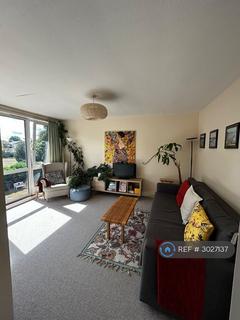 2 bedroom flat to rent, Doric Court, Beckenham, BR3