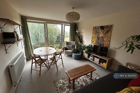 2 bedroom flat to rent, Doric Court, Beckenham, BR3