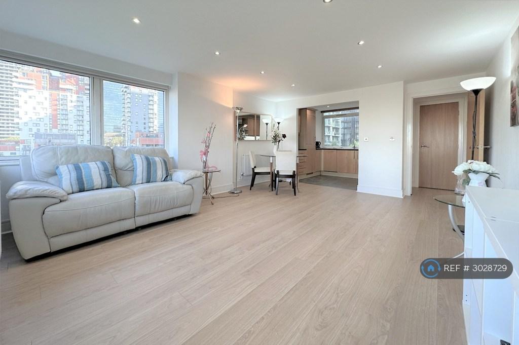 Apartment in Canary Wharf, London - View 2