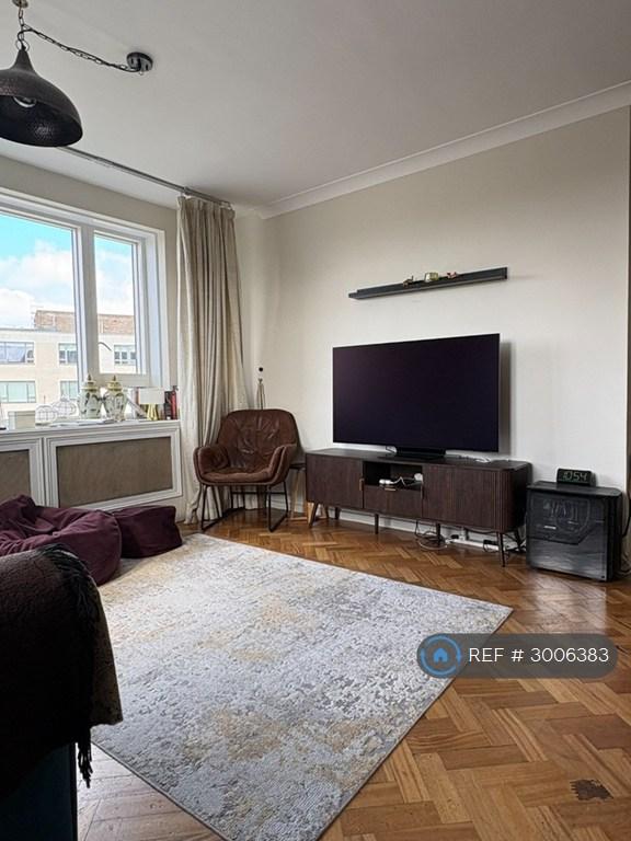 Apartment in London - View 2